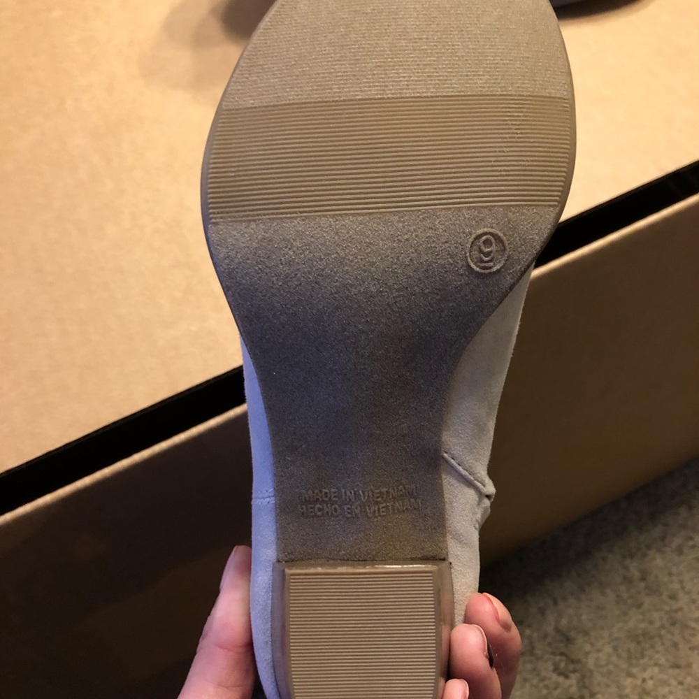 Booties! - Picture 2 of 3